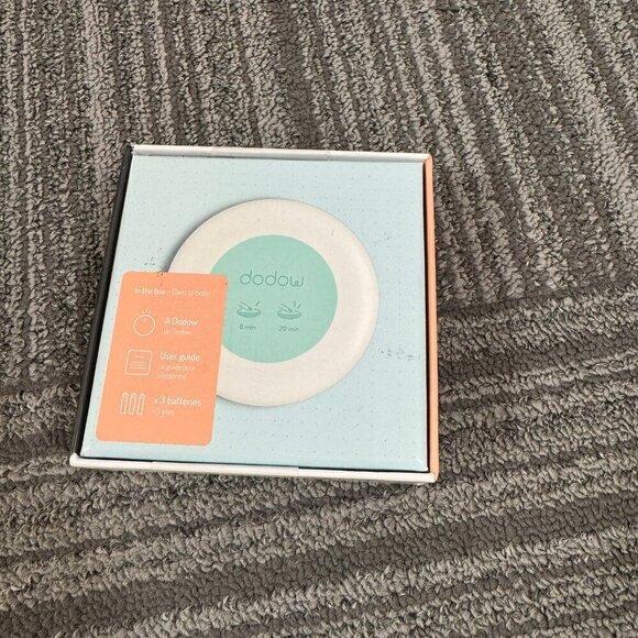 Dodow - Sleep Aid Device -insomnia Falling Asleep Faster with D - Picture 2 of 6